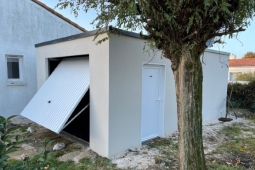 Garage en béton enduit